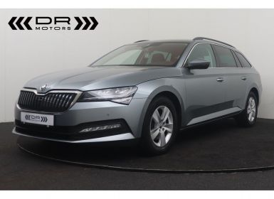 Achat Skoda Superb COMBI 1.6CRTDI DSG7 AMBITION - NAVI APPLE CARPLAY/ANDROID LED LEDER Occasion