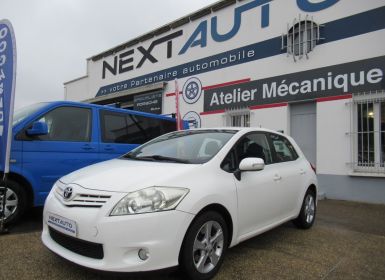 Toyota Auris 126 D-4D FAP DYNAMIC 5P