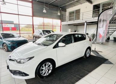 Toyota Auris DYNAMIC 1,6 D-4D 112 GPS CAMERA ATTELAGE PACK ELECTRIQUE BLUETOOTH REGULATEUR LIMITEUR PHARES