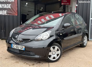 Toyota Aygo 1.0 VVTi 12V M-MT 68 cv 95 462km Boîte auto 4 PNEUS NEUFS