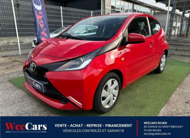 Achat Toyota Aygo 1.0 VVTI 70 X-PLAY X-SHIFT BVA Occasion