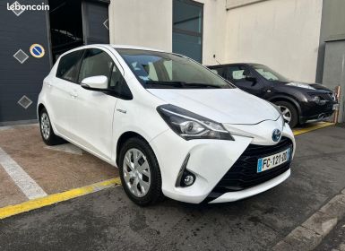 Toyota Yaris 100H France Business 5P Historique d'entretien Garantie 12 mois Caméra de recul 1ère main Crit'air 1