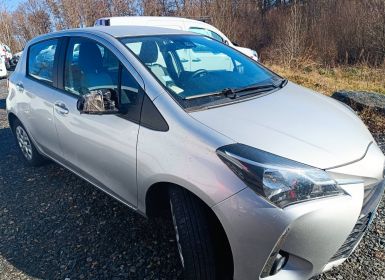 Toyota Yaris 70 VVT-i France Business 5p RC19