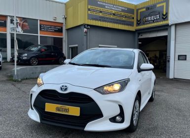 Toyota Yaris Hybrid MY21 116h Dynamic Business Stage Acad