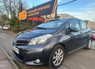 Toyota Yaris III (2) 90 D-4D STYLE 5P