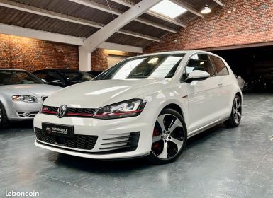 Vente Volkswagen Golf VII GTI Performance 2.0 TSI 230 ch ACC & Sièges Chauffants Carnet d’entretien complet État exceptionnel Occasion