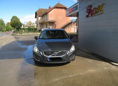 Achat Volvo S60 D5 BVA SUMMUN 4X4 Gris Occasion