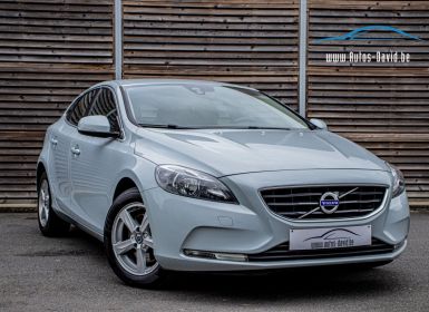 Achat Volvo V40 T3 1.6i  - 1STE EIGENAAR - HISTORIEK - PARKEERSENSOREN - AIRCO - CRUISECONTROL Occasion