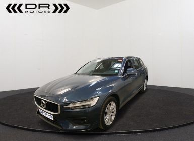 Volvo V60 D3 MOMENTUM - LEDER LED NAVI MIRRORLINK