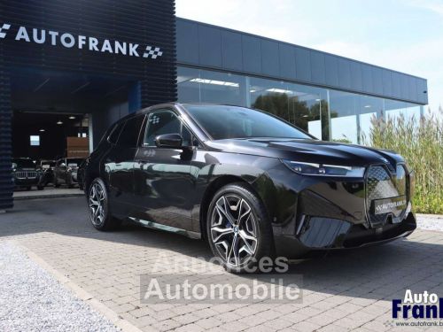 Annonce BMW iX 40 M-SPORT PANO TREKHK INCL WINTERSET