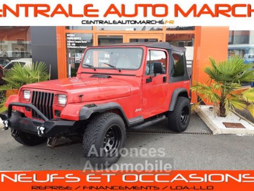 Annonce Jeep Wrangler 4.0L 6 CYLINDRES rouge