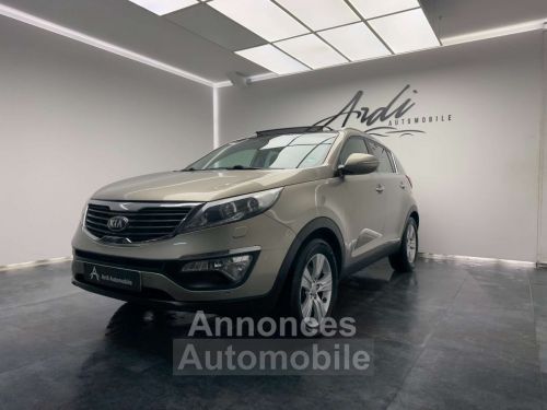 Annonce Kia Sportage 1.7 CRDi 2WD TOIT OUV SIEGE CHAUFF AV+AR 1ER PROP