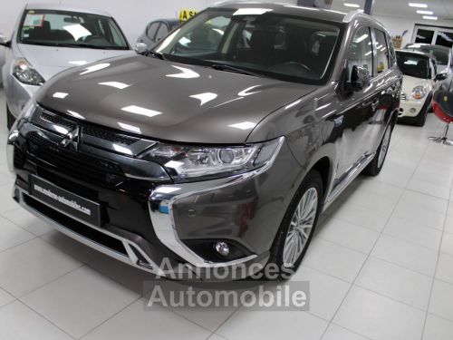 Annonce Mitsubishi Outlander PHEV TWIN MOTOR BUSINESS 4WD EURO6D-T EVAP 5CV