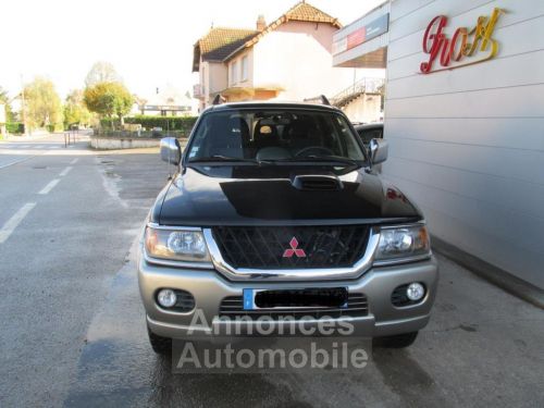 Annonce Mitsubishi Pajero Sport LONG 2.5 TD GLS Noir