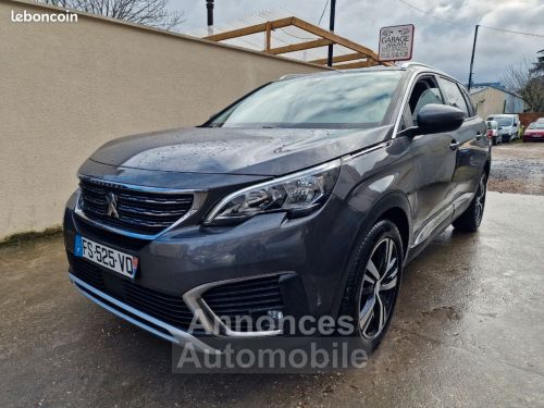 Annonce Peugeot 5008 essence 130ch s&s allure 96000km 7places garantie 12-mois