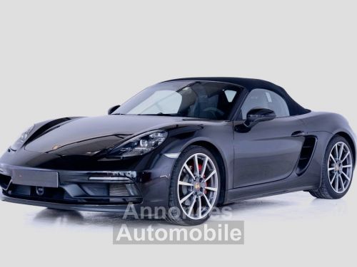 Porsche 718 - Photo 1