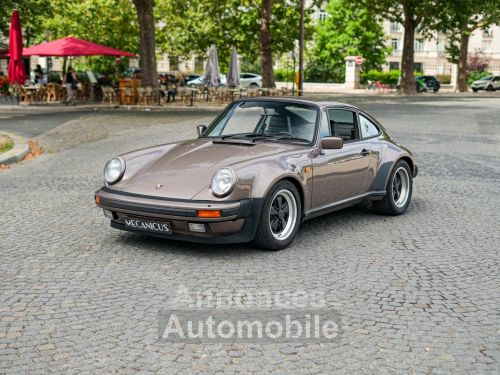 Porsche 911 - Photo 1