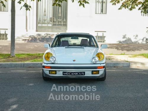 Porsche 911 - Photo 1