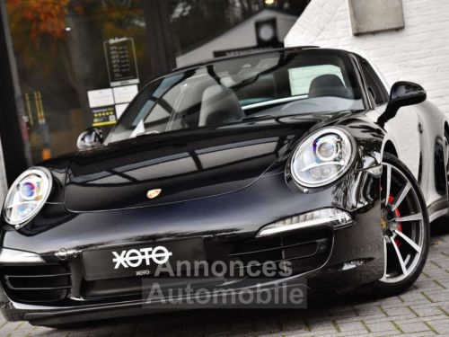 Porsche 911 - Photo 1