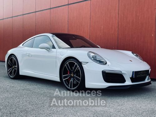 Porsche 911 - Photo 1