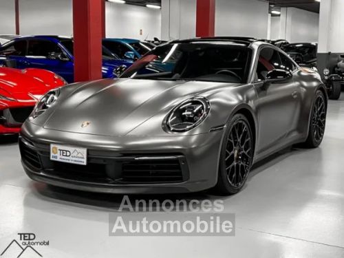 Porsche 911 - Photo 1