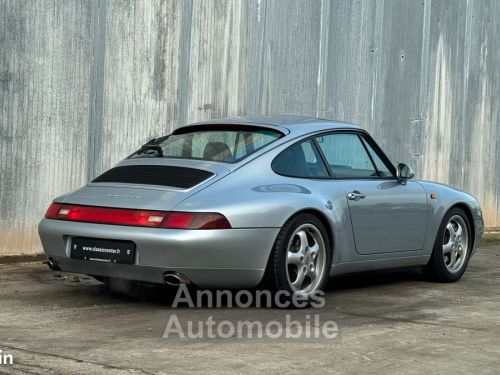 Porsche 911 - Photo 1