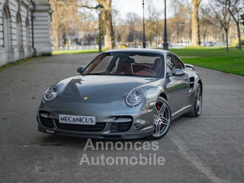 Porsche 911 - Photo 1