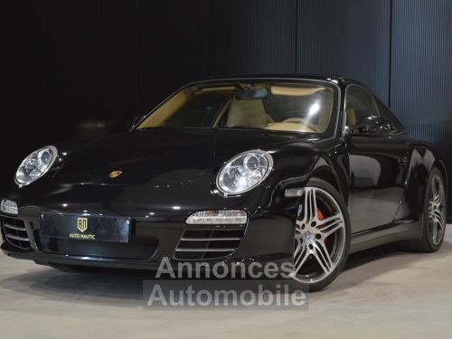 Porsche 911 - Photo 1