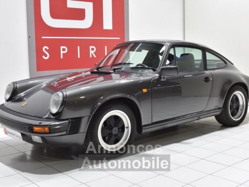 Porsche 911 - Photo 1