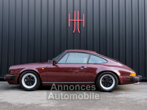 Porsche 911 - Photo 1