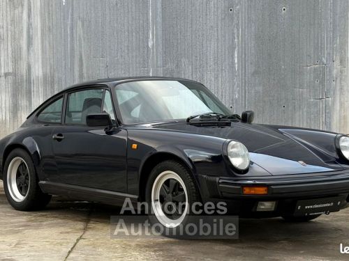 Porsche 911 - Photo 1