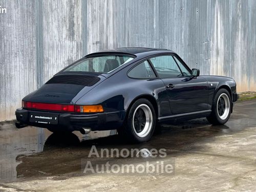 Porsche 911 - Photo 1