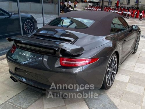 Porsche 911 - Photo 1