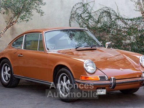 Porsche 911 - Photo 1