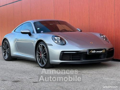 Porsche 911 - Photo 1