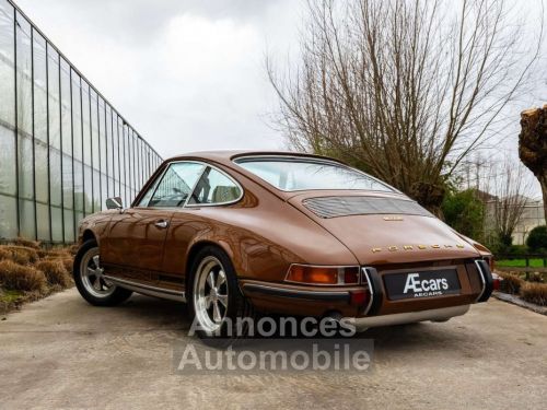 Porsche 911 - Photo 1