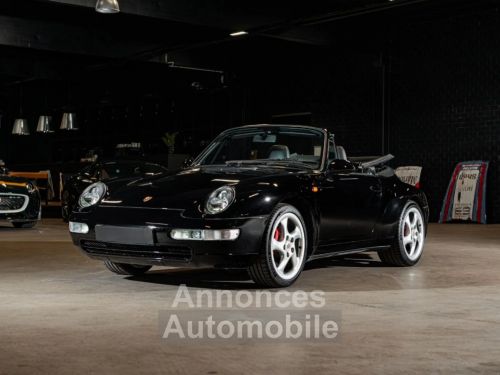 Porsche 911 - Photo 1