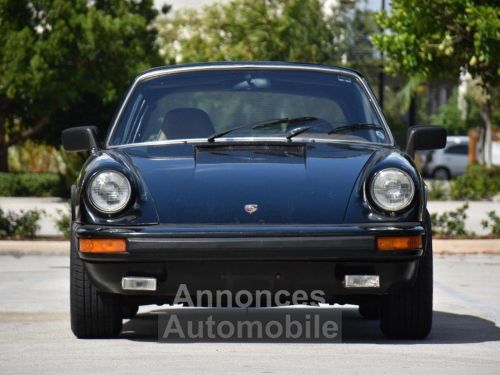 Porsche 911 - Photo 1