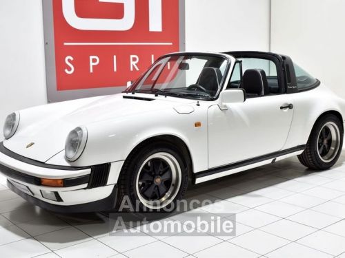 Porsche 911 - Photo 1