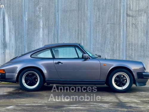 Porsche 911 - Photo 1