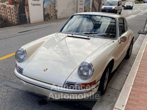 Porsche 911 - Photo 1