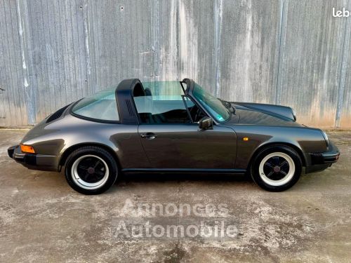 Porsche 911 - Photo 1