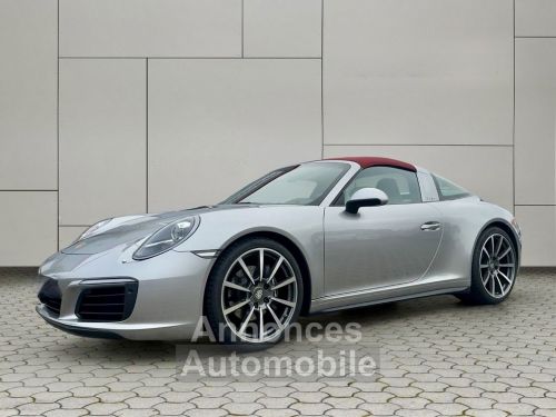 Porsche 911 - Photo 1