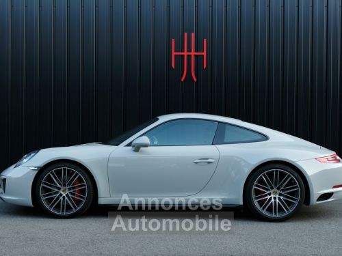 Porsche 911 - Photo 1