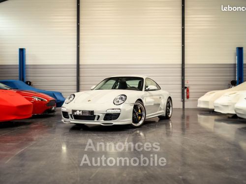 Porsche 911 - Photo 1