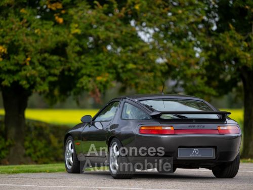 Porsche 928 - Photo 1