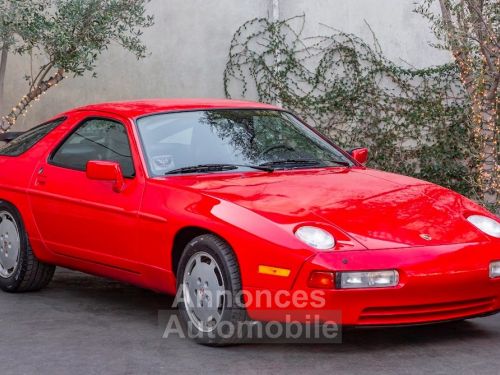 Porsche 928 - Photo 1