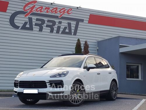 Annonce Porsche Cayenne 3.0 V6 E-HYBRID 462 CV TIPTRONIC  TOIT PANO MATRIX LED