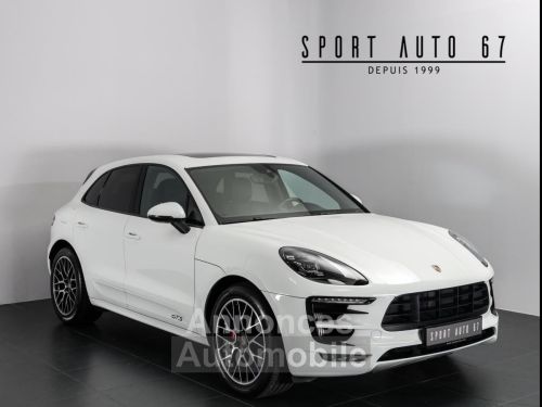 Porsche macan - Photo 1