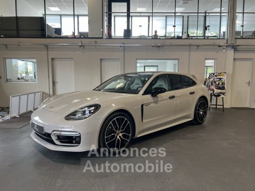 Porsche panamera - Photo 1